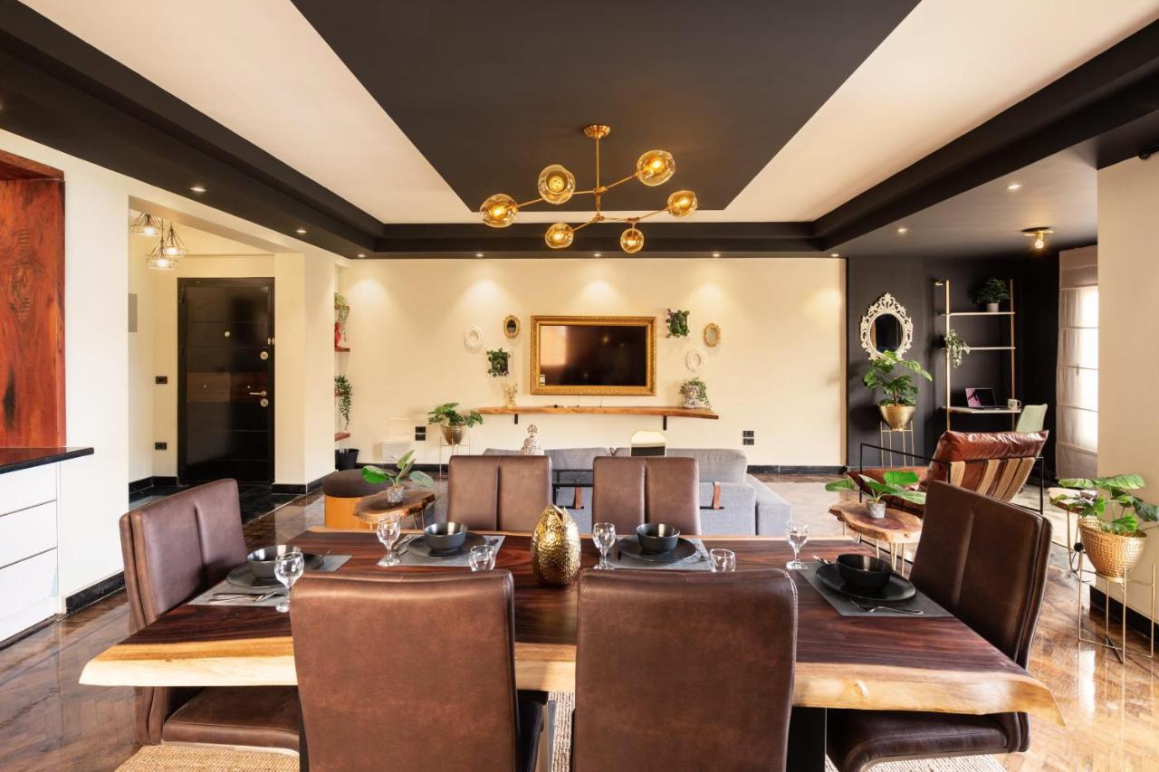 The Bold Parisian House - Steps From The Best Mall In Кайро Екстериор снимка